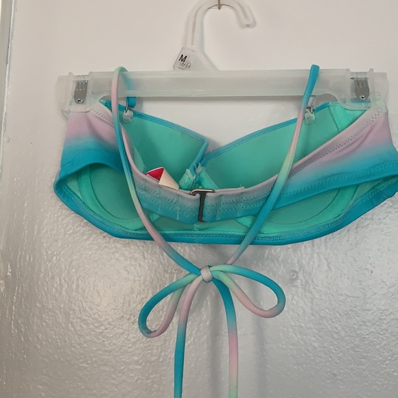 Victoria Secret 32B Swim Top - Picture 2 of 4